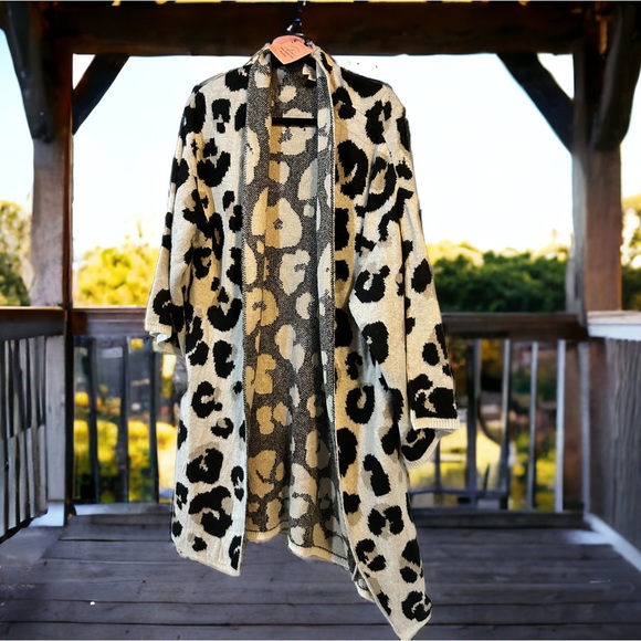 Mud Pie Other - Light grey sweater cardigan by MidPie